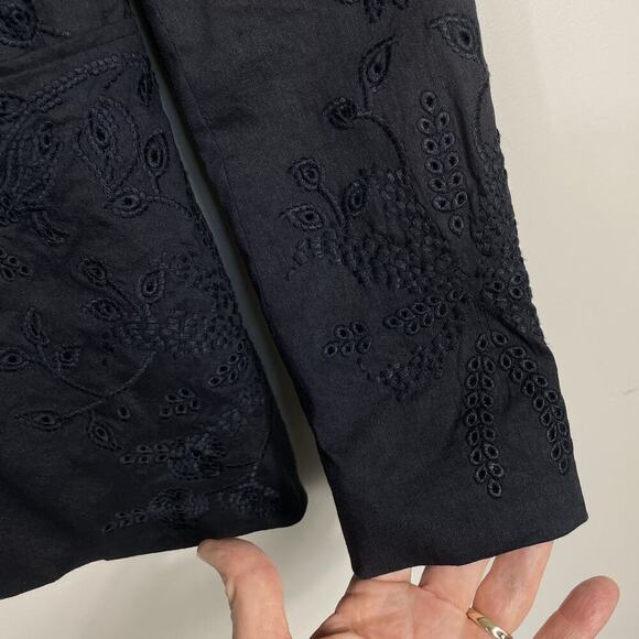 Elie Tahari Linen Blend Blazer Jacket Size 4 Navy Embroidered Eyelet Career Boho - Picture 7 of 11